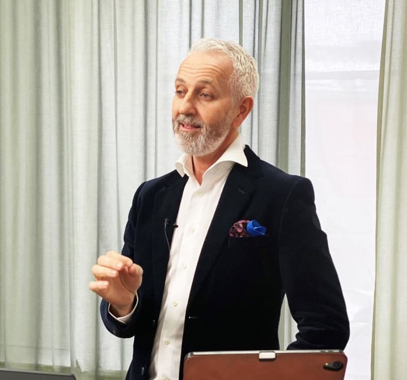 Malcom Larri - Leadership & Culture Consultant
